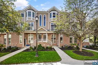 382 Kingston Court 382 #382, West New York, NJ 07093 - Photo 28