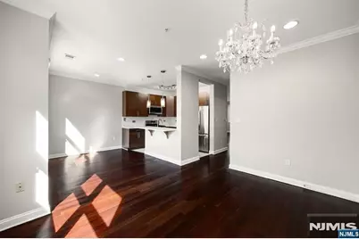 382 Kingston Court 382 #382, West New York, NJ 07093 - Photo 4