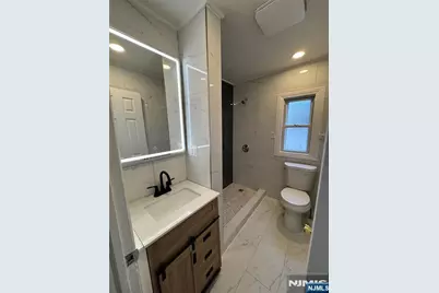 33 Romano Drive, Dumont, NJ 07628 - Photo 12