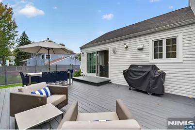 125 Druid Avenue, Dumont, NJ 07628 - Photo 32