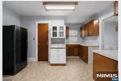 30 Lindsley Avenue, West Orange Township, NJ 07052 - Photo 6