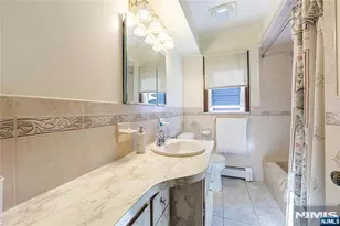 325 Grant Ave, Lyndhurst Township, NJ 07071 - Photo 18