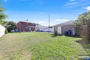 325 Grant Ave, Lyndhurst Township, NJ 07071 - Photo 8