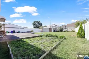 325 Grant Ave, Lyndhurst Township, NJ 07071 - Photo 8