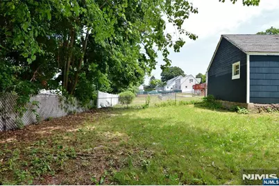 17 Brown Street, Nutley, NJ 07110 - Photo 6