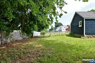 17 Brown St, Nutley, NJ 07110 - Photo 6