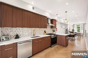 522 Martin Luther King Dr, Jersey City, NJ 07304 - Photo 4