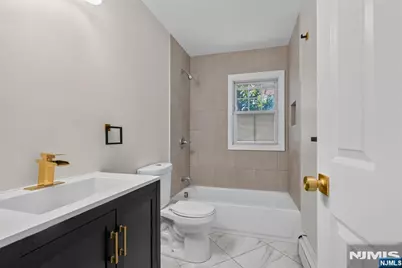520 Grand Avenue, Rahway, NJ 07065 - Photo 38