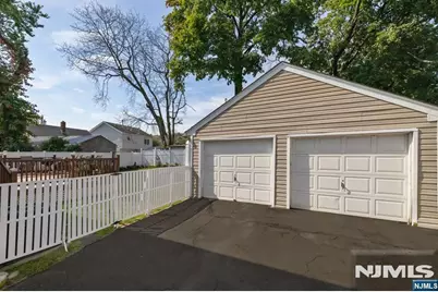 35 Colonial Avenue, Paterson, NJ 07502 - Photo 30