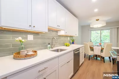 50 Pine Street, Montclair, NJ 07042 - Photo 4