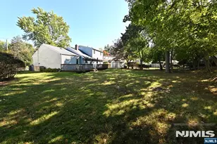 347 Verona Way, Paramus, NJ 07652 - Photo 20