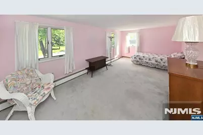 347 Verona Way, Paramus, NJ 07652 - Photo 16