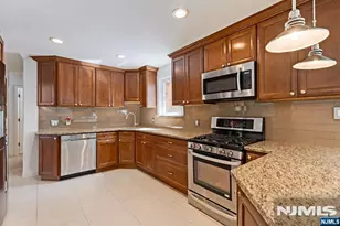 64 Spring Valley Rd, Paramus, NJ 07652 - Photo 12