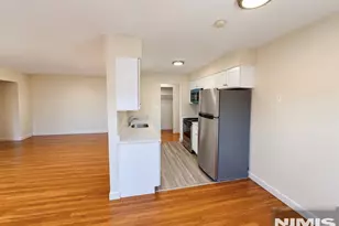 220 Meadow Ln D14, Secaucus, NJ 07094 - Photo 2