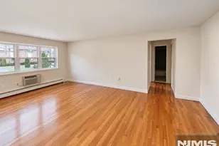 220 Meadow Ln D14, Secaucus, NJ 07094 - Photo 4