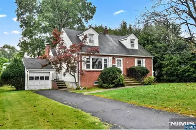 4 Demartini Place, Waldwick, NJ 07463 - Photo 1