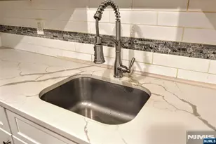 347 Forest Ave, Paramus, NJ 07652 - Photo 10