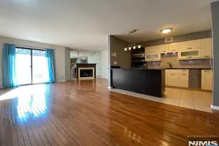 35 Triumph Ct B, East Rutherford, NJ 07073 - Photo 2