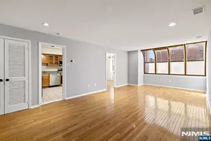 319 Gorge 6, Cliffside Park, NJ 07010 - Photo 4
