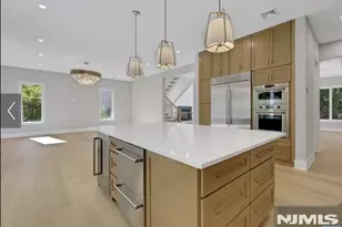 8 Ann St, Old Tappan, NJ 07675 - Photo 8