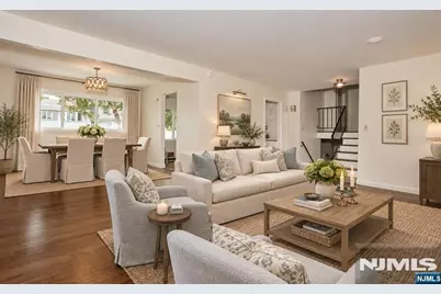 7-32 Richard Street, Fair Lawn, NJ 07410 - Photo 2