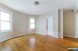 214 Smith St, Newark, NJ 07106 - Photo 8