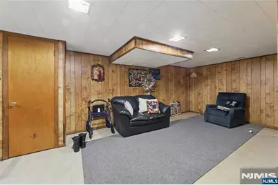 86 Falmouth Avenue, Elmwood Park, NJ 07407 - Photo 18