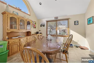 86 Falmouth Avenue, Elmwood Park, NJ 07407 - Photo 12