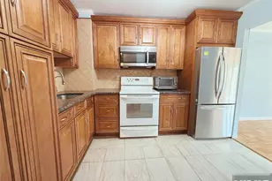 1111 River Road C32, Edgewater, NJ 07020 - Photo 10