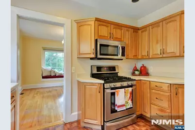 69 Watchung Avenue 1 #1, Montclair, NJ 07042 - Photo 10