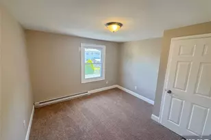 192 6th St, Saddle Brook Township, NJ 07663 - Photo 10