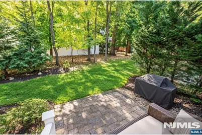 16 Pineview Drive, Waldwick, NJ 07463 - Photo 26