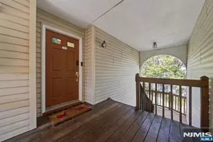 271 Village Cir Dr, Fort Lee, NJ 07024 - Photo 26