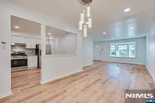 3302 Stonehedge Road 3302, Edison, NJ 08820 - Photo 16