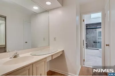 3302 Stonehedge Road 3302 #3302, Edison, NJ 08820 - Photo 28