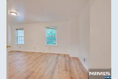 3302 Stonehedge Road 3302 #3302, Edison, NJ 08820 - Photo 24