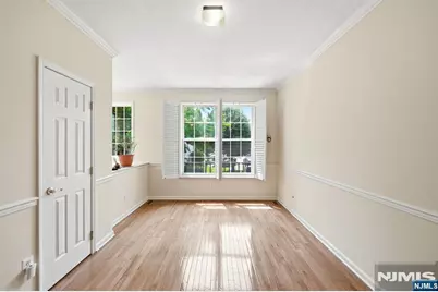 427 Hartford Drive 4028 #4028, Nutley, NJ 07110 - Photo 8