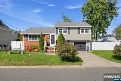 141 Highland Avenue, Bergenfield, NJ 07621 - Photo 1