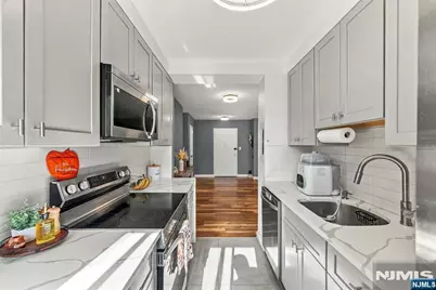 90 Prospect Avenue 3G #3G, Hackensack, NJ 07601 - Photo 16