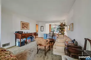 12 Pitcairn Ave, Ho Ho Kus, NJ 07423 - Photo 6