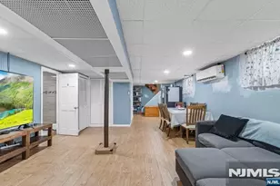16 Washington Ave, Clifton, NJ 07011 - Photo 32
