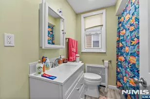 16 Washington Ave, Clifton, NJ 07011 - Photo 28