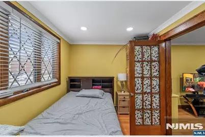 16 Washington Avenue, Clifton, NJ 07011 - Photo 18