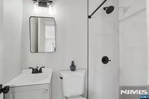 22 W Central Ave, Bergenfield, NJ 07621 - Photo 14