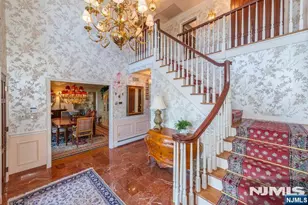 45 Cheryl Hills Dr, Hawthorne, NJ 07506 - Photo 2
