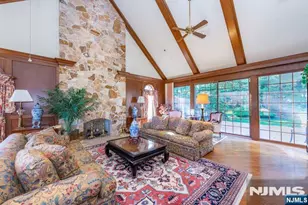 45 Cheryl Hills Dr, Hawthorne, NJ 07506 - Photo 14
