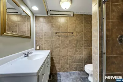 468 Liberty Street 201 #201, Little Ferry, NJ 07643 - Photo 20