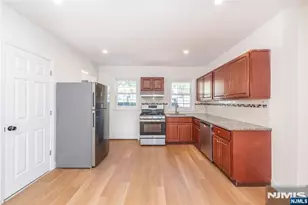 160 Bloomfield Ave A, Verona, NJ 07044 - Photo 8
