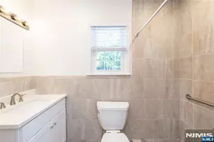160 Bloomfield Ave A, Verona, NJ 07044 - Photo 10