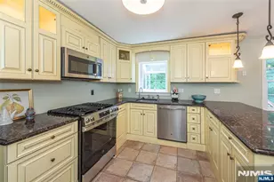 58 Orton, West Caldwell, NJ 07006 - Photo 6